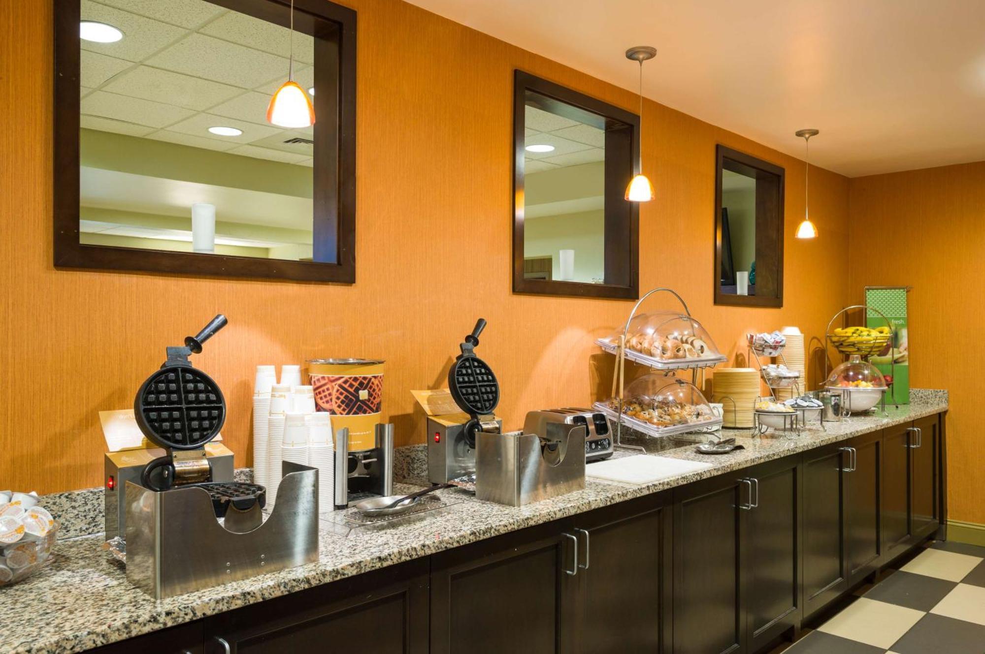 Hampton Inn Danville Ngoại thất bức ảnh