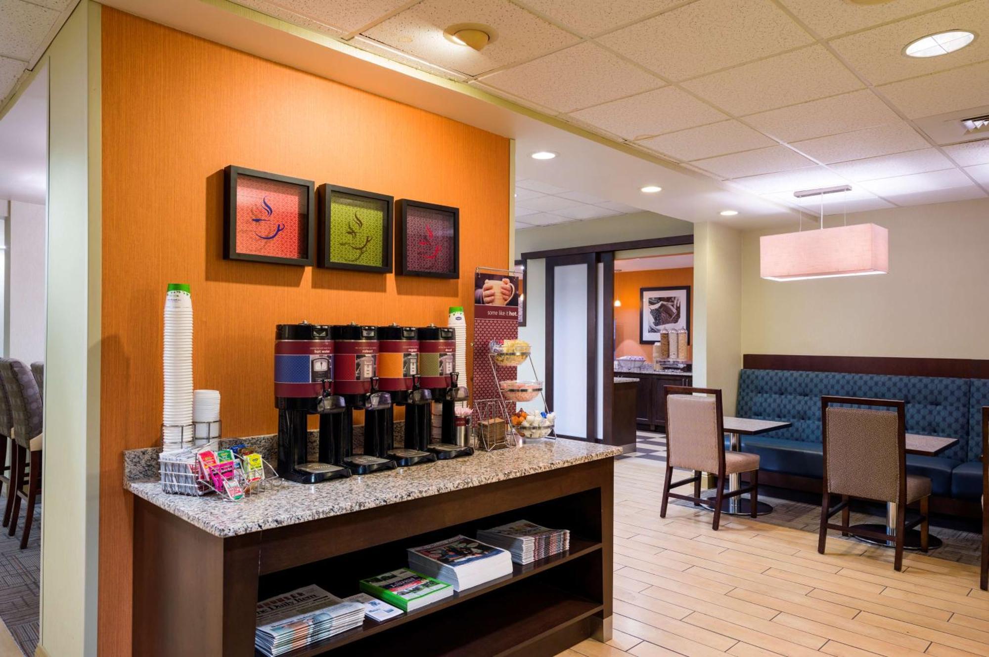 Hampton Inn Danville Ngoại thất bức ảnh